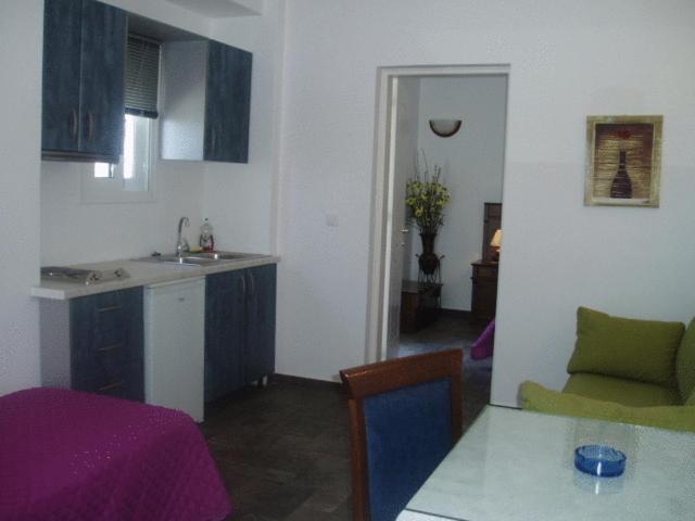 Rita'S Place Hotel Хора Екстер'єр фото