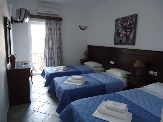 Rita'S Place Hotel Хора Екстер'єр фото
